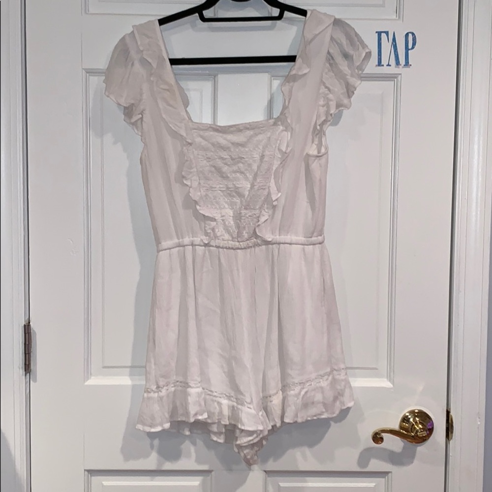 AE White Romper